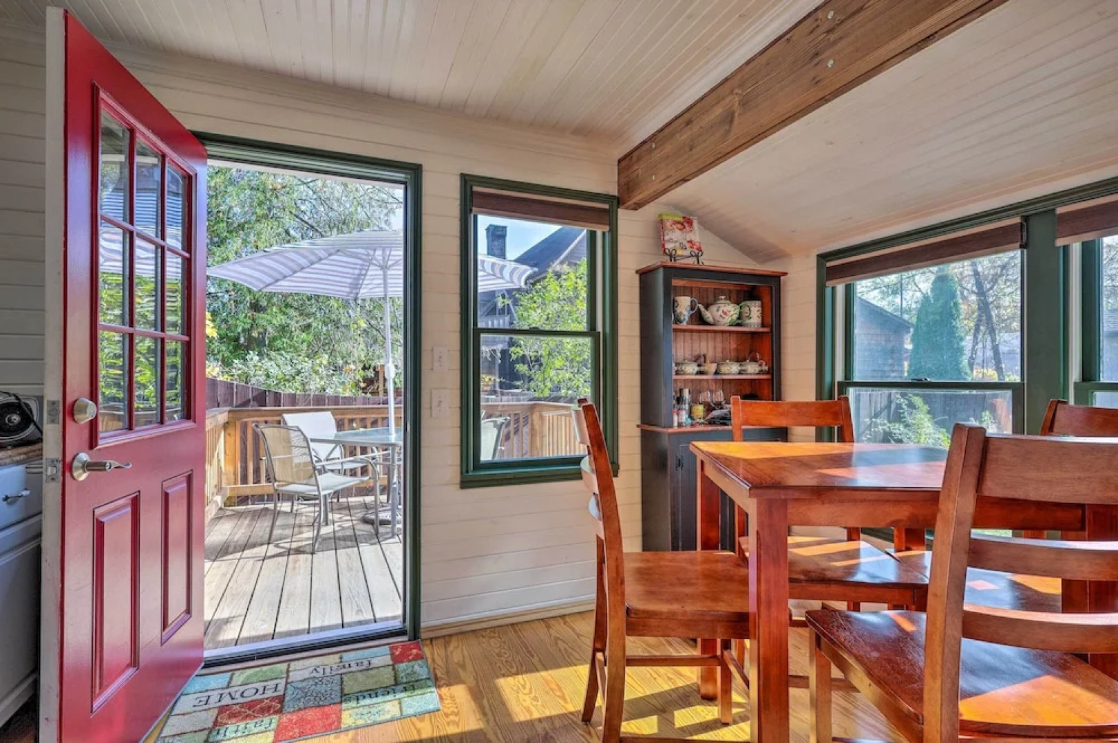 Bolton Landing Cottage: Walk to Lake George!