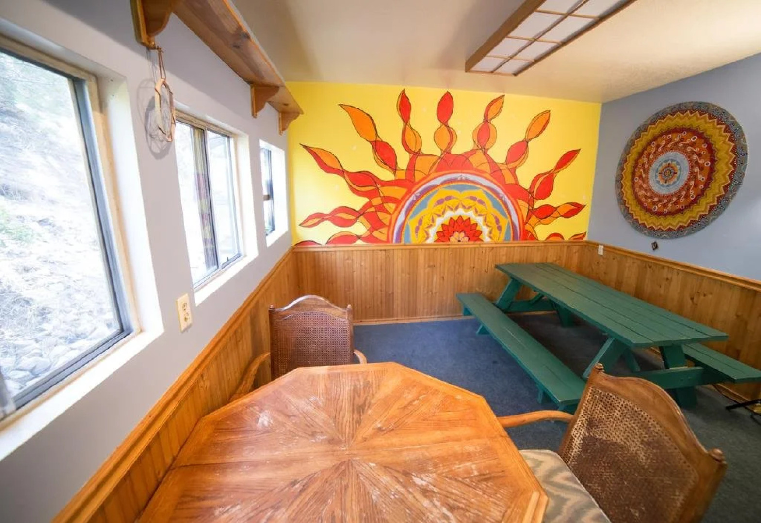 ITH Big Bear Lake Mountain Hostel & Lodge