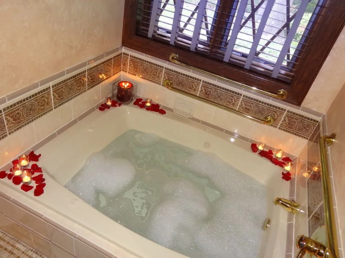 Gramercy Mansion B&B