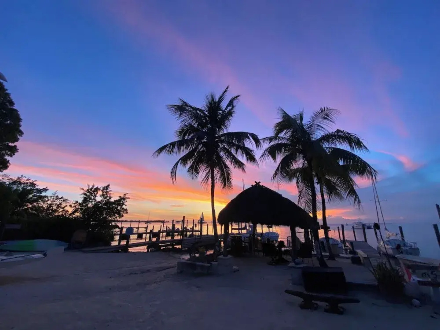 Key Lime Sailing Club And Cottages