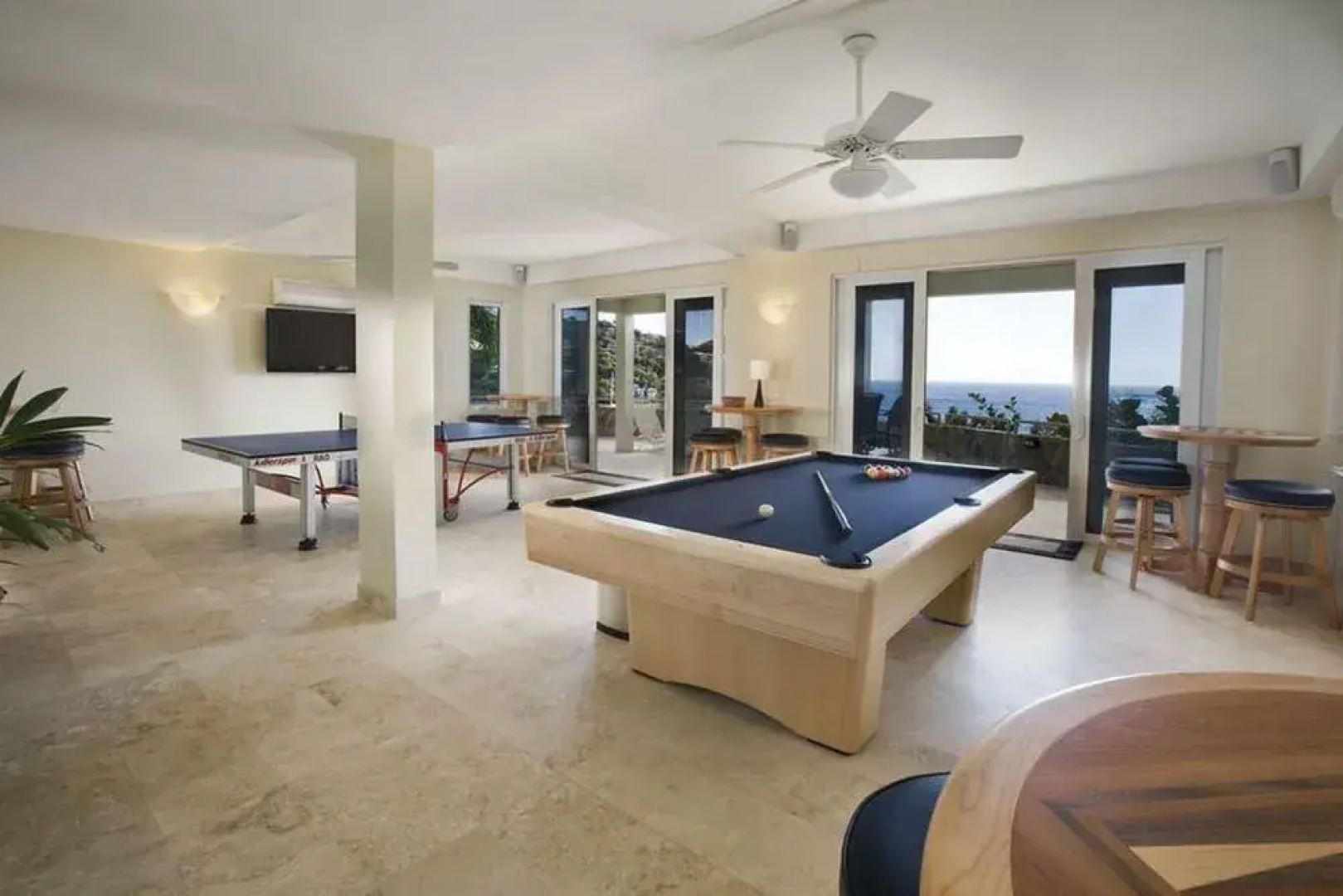 VI Friendship Villa