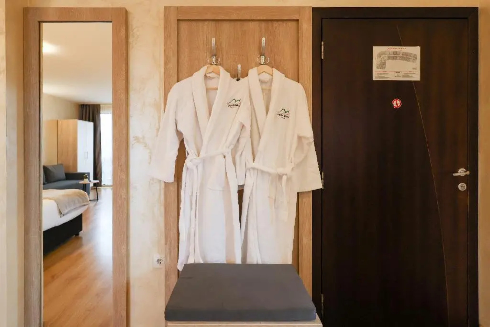 Green Wood Resort Apartments