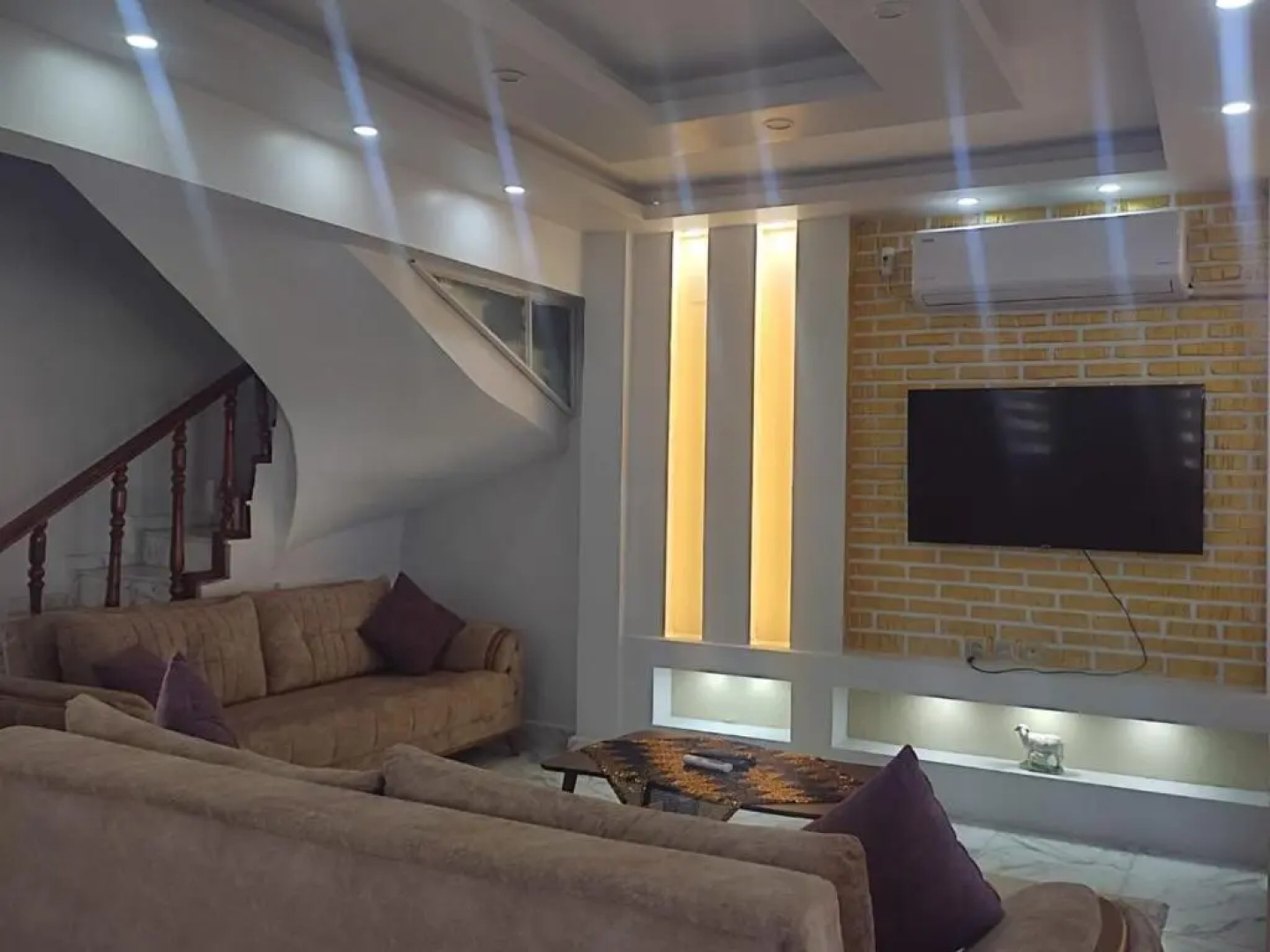 Dreamy Villa With Shared Pool and Garden in Hatay