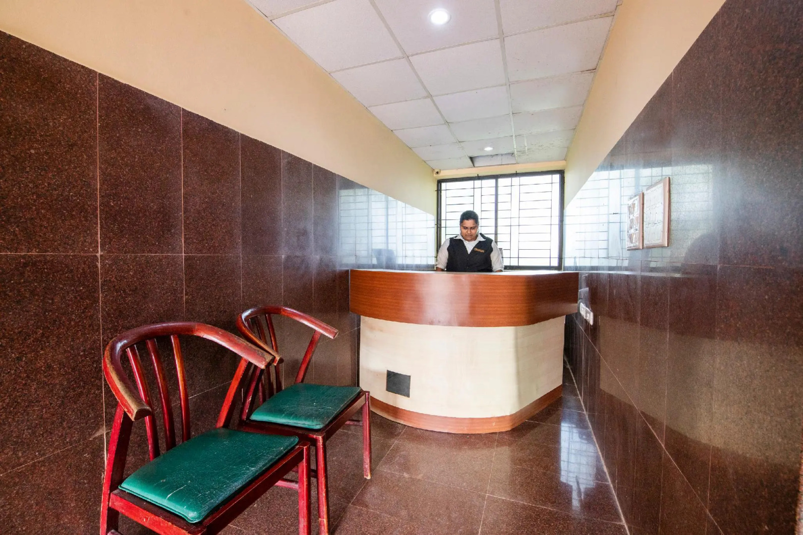 SPOT ON 70604 New Forever Next