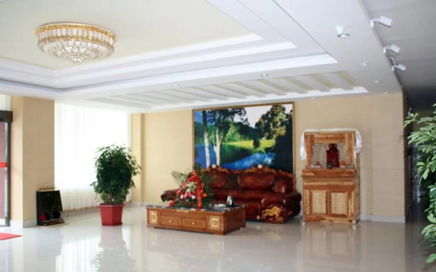 Taiyang Baozuo Hotel