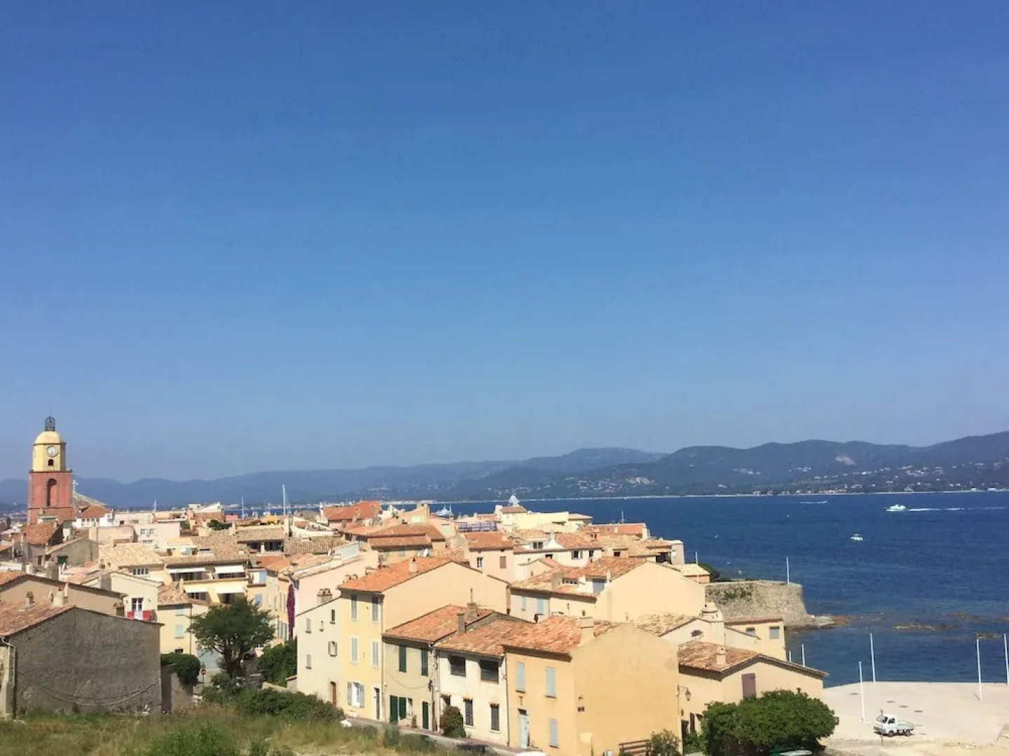 Plush Villa in Cavalaire-sur-Mer with Private Pool