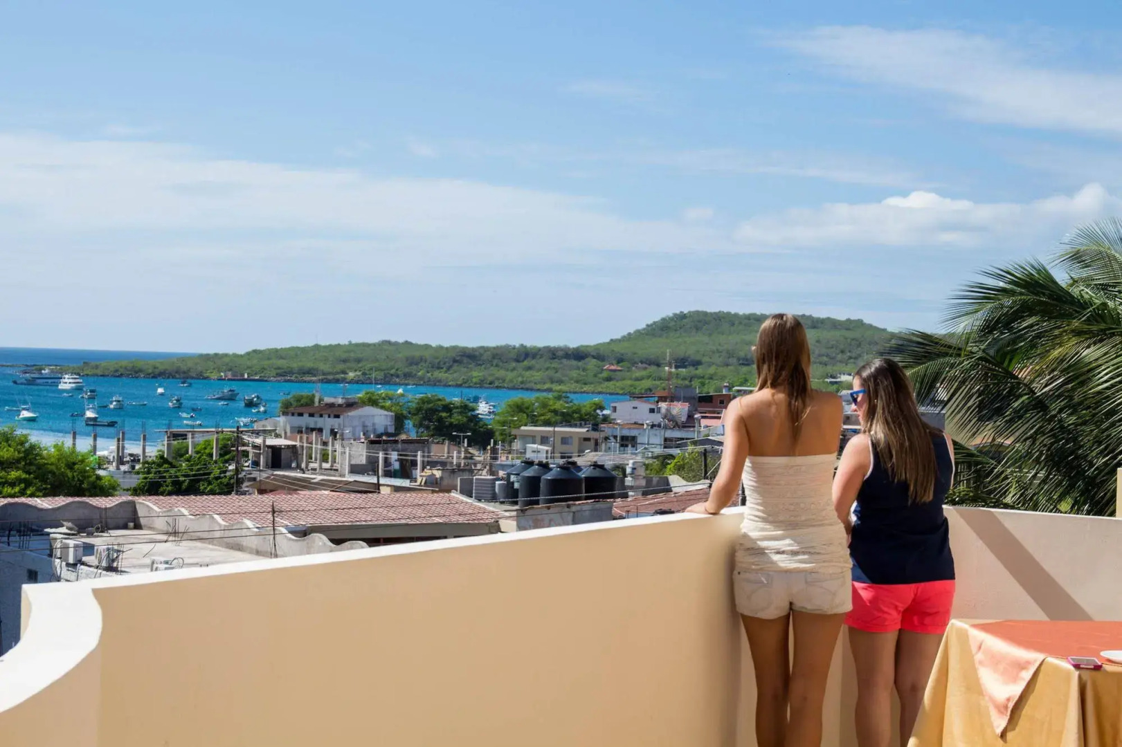 BlueBay Galapagos Planet