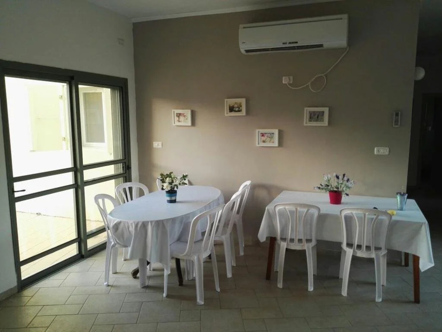 Nuriel Fruit & Guest House