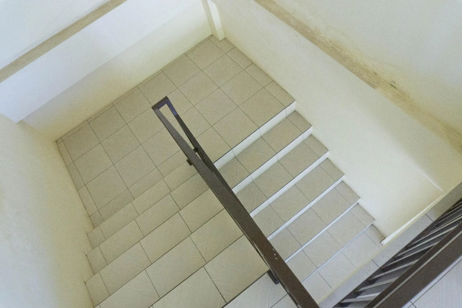 RedDoorz Syariah near Sultan Muhammad Kaharuddin Airport