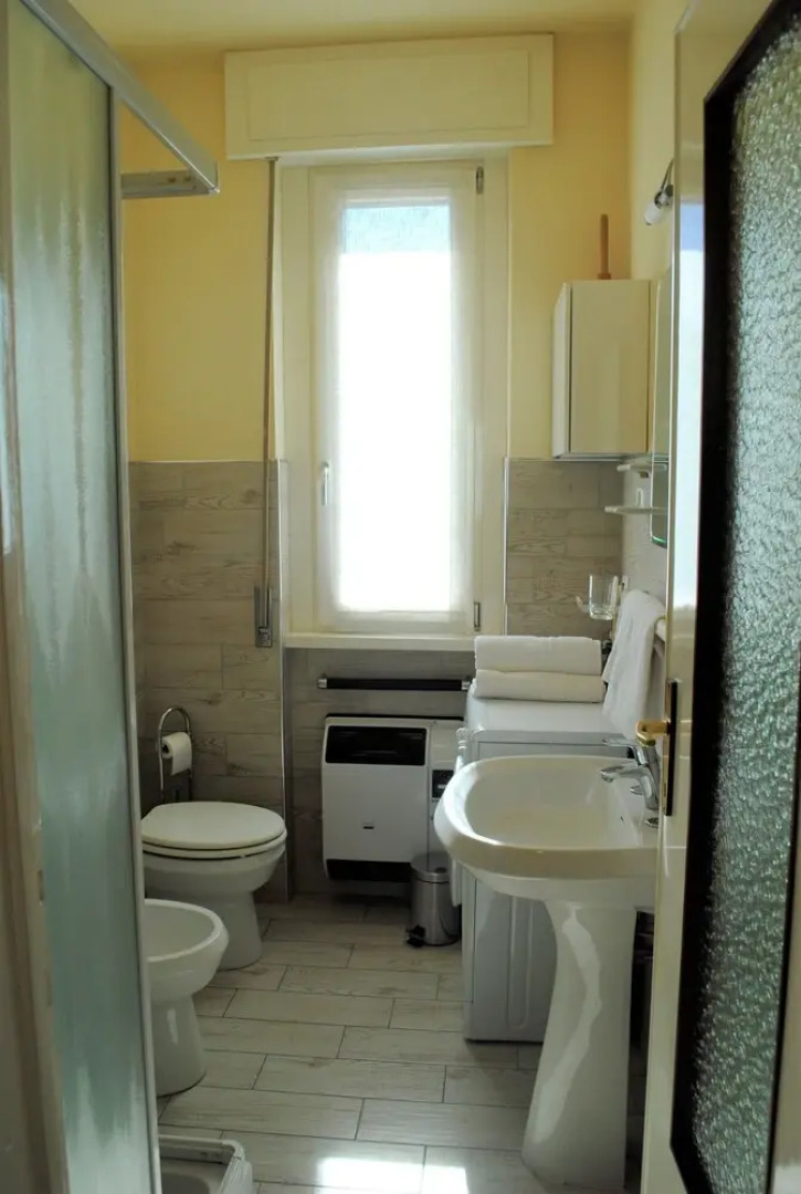 Olive To Lario Apartments