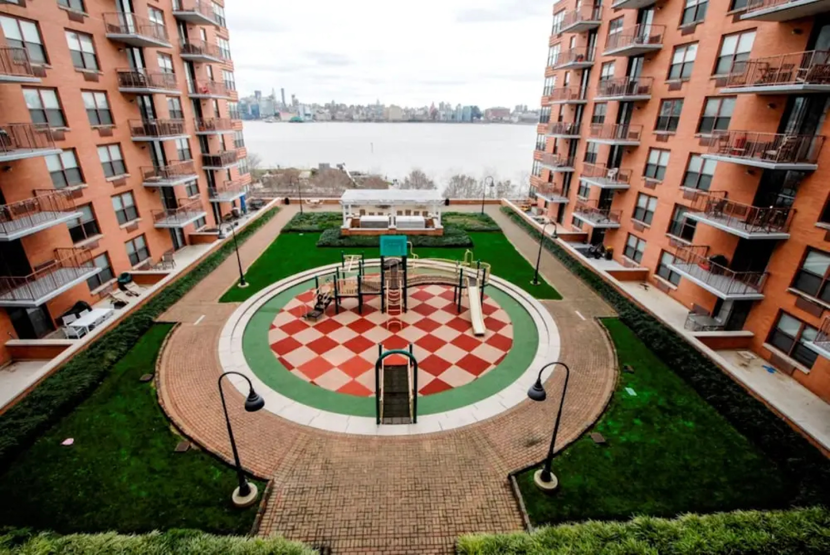 Global Luxury Suites at Hoboken Waterfront