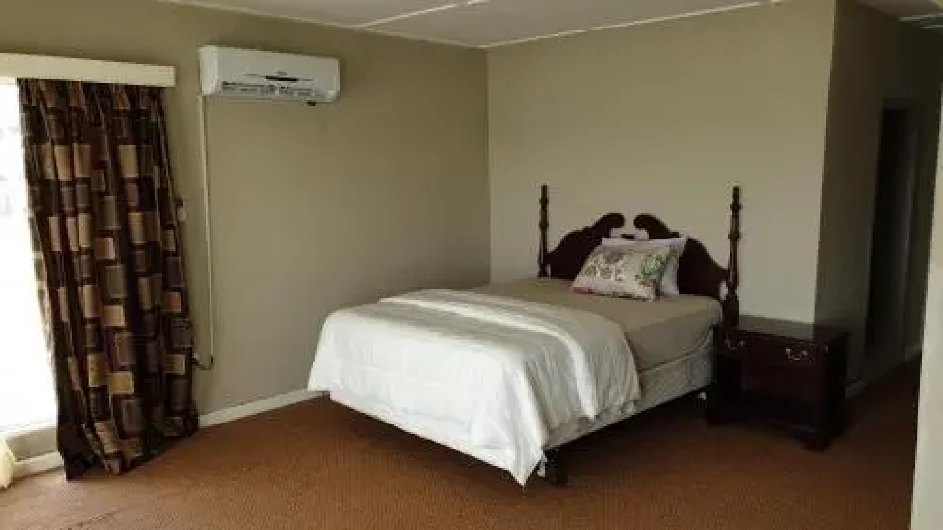 Riverside Resort Villas