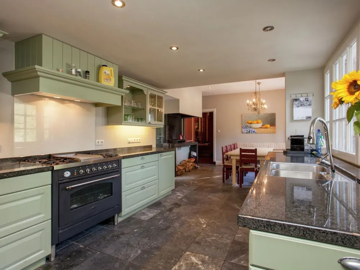 Stunning Holiday Home in Leende Near Forest