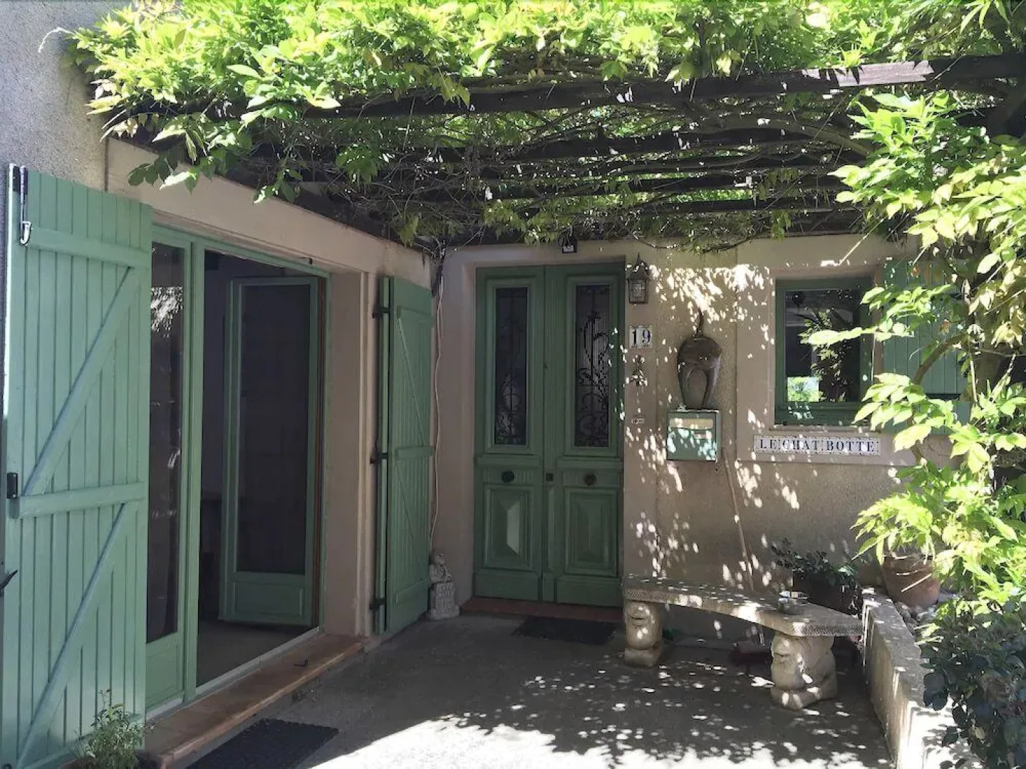 Guesthouse Le Chat Botté