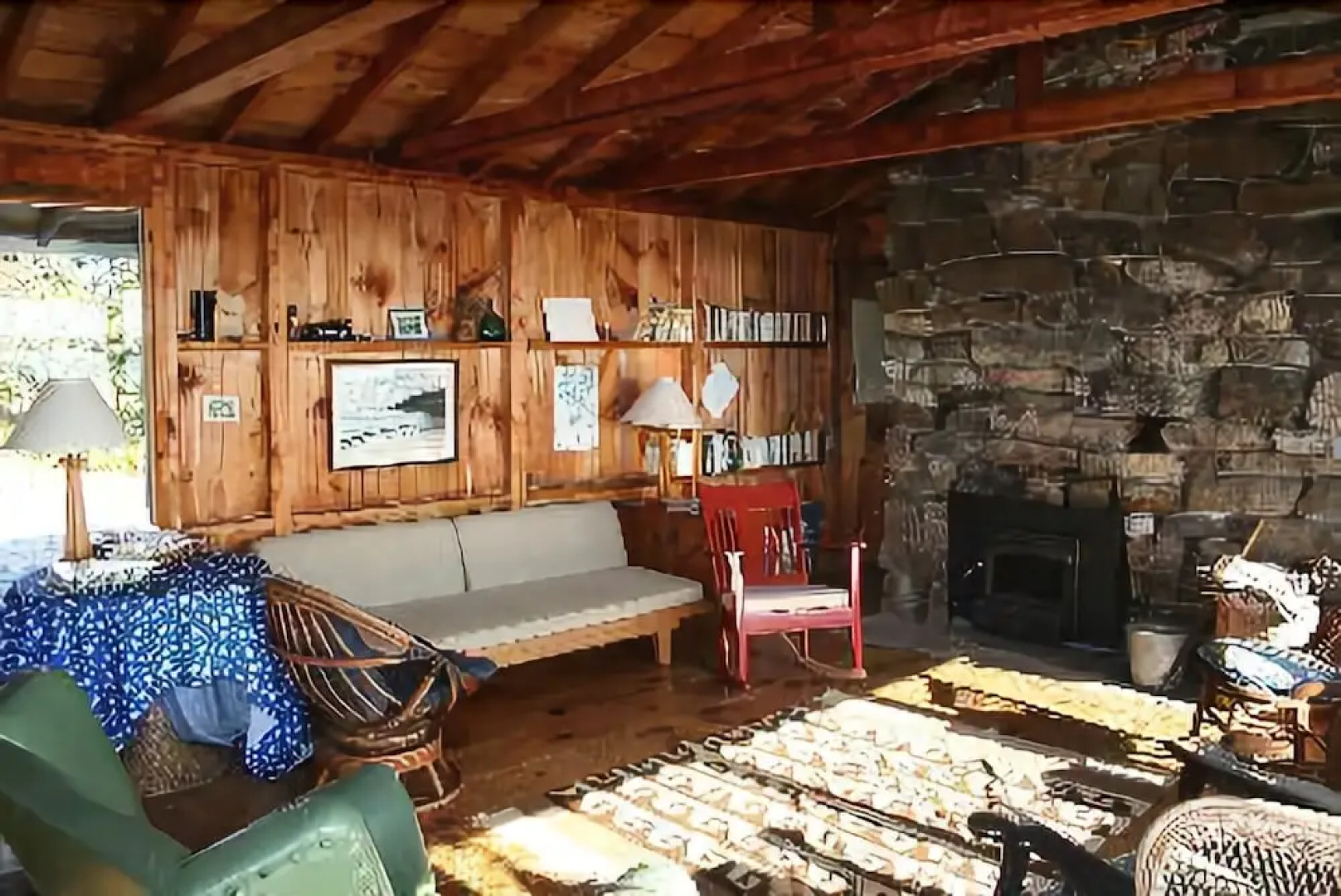 Weiss Upper Cottage - Three Bedroom Home