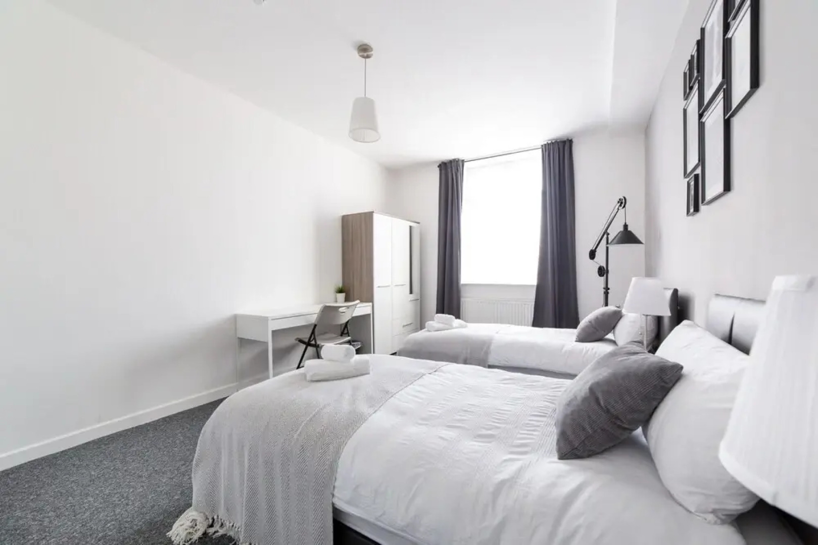 Oddfellows 7 Ensuite Double Room