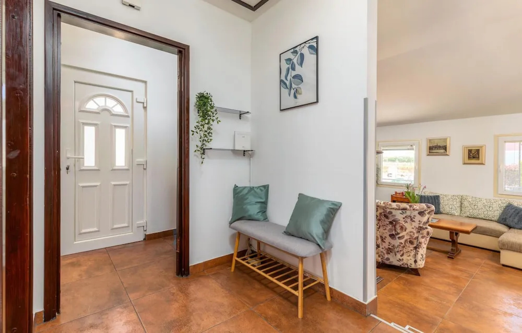 Nice Home in Valbandon with Hot Tub, WiFi & 2 Bedrooms