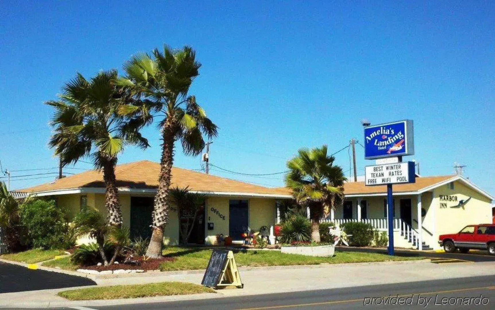 Amelia's Landing Hotel