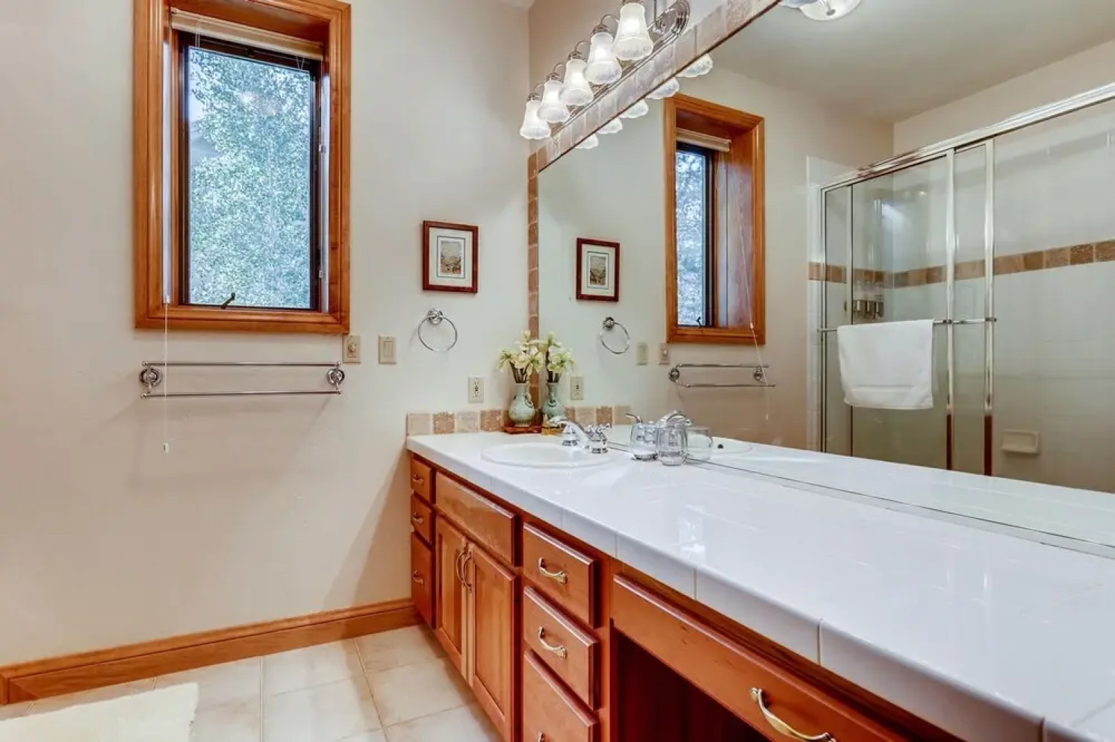 1811 Falcon Drive by Book by Owner