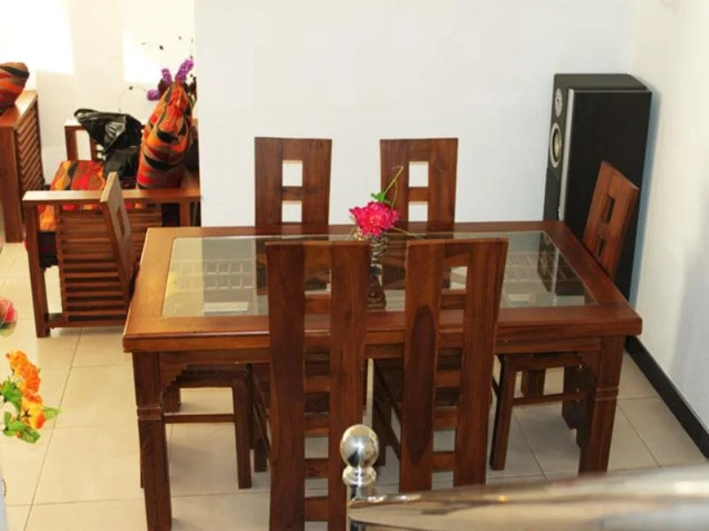 Riseans White Palace