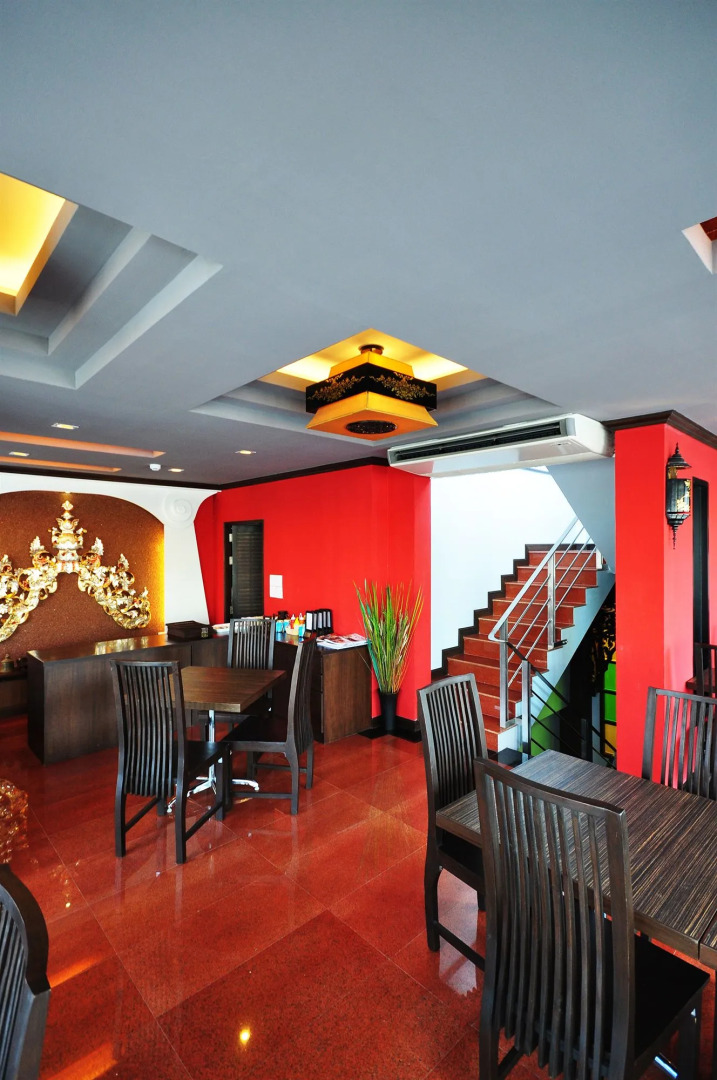 Chalelarn Hotel
