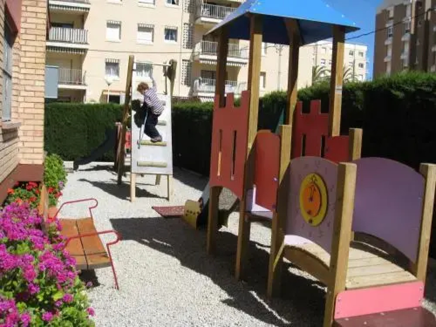 Apartment Escor 3000