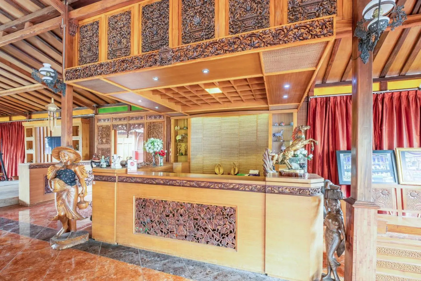 OYO 1347 Joglo Garut Cottage Syariah