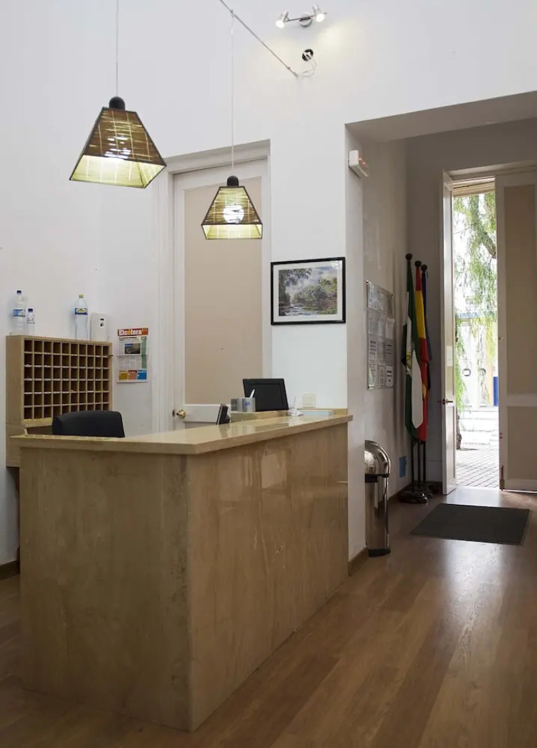 Albergue Inturjoven Aguadulce - Hostel