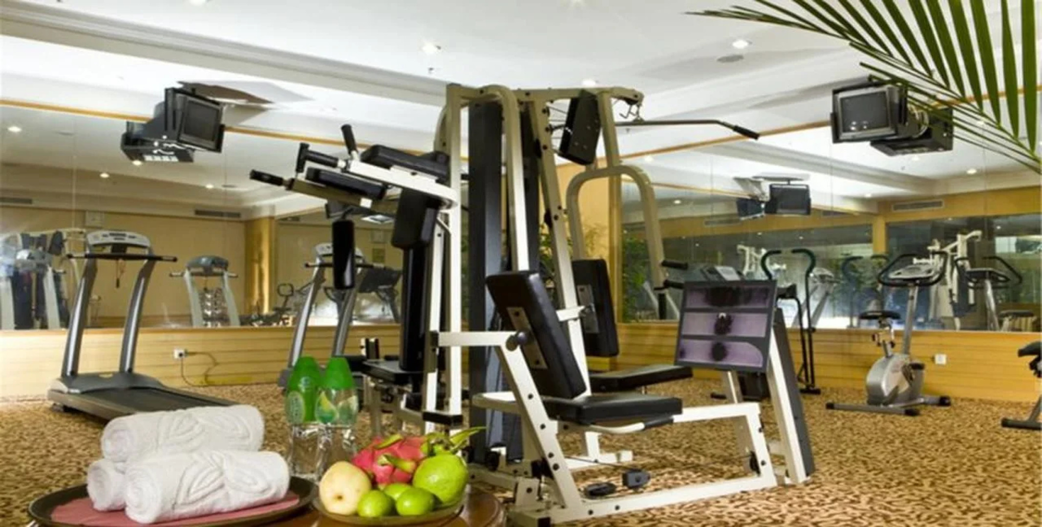 Dongguan Gladden Hotel