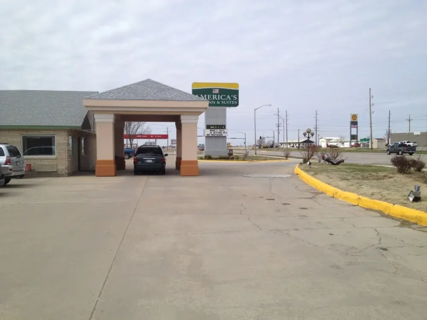 America's Best Inns & Suites