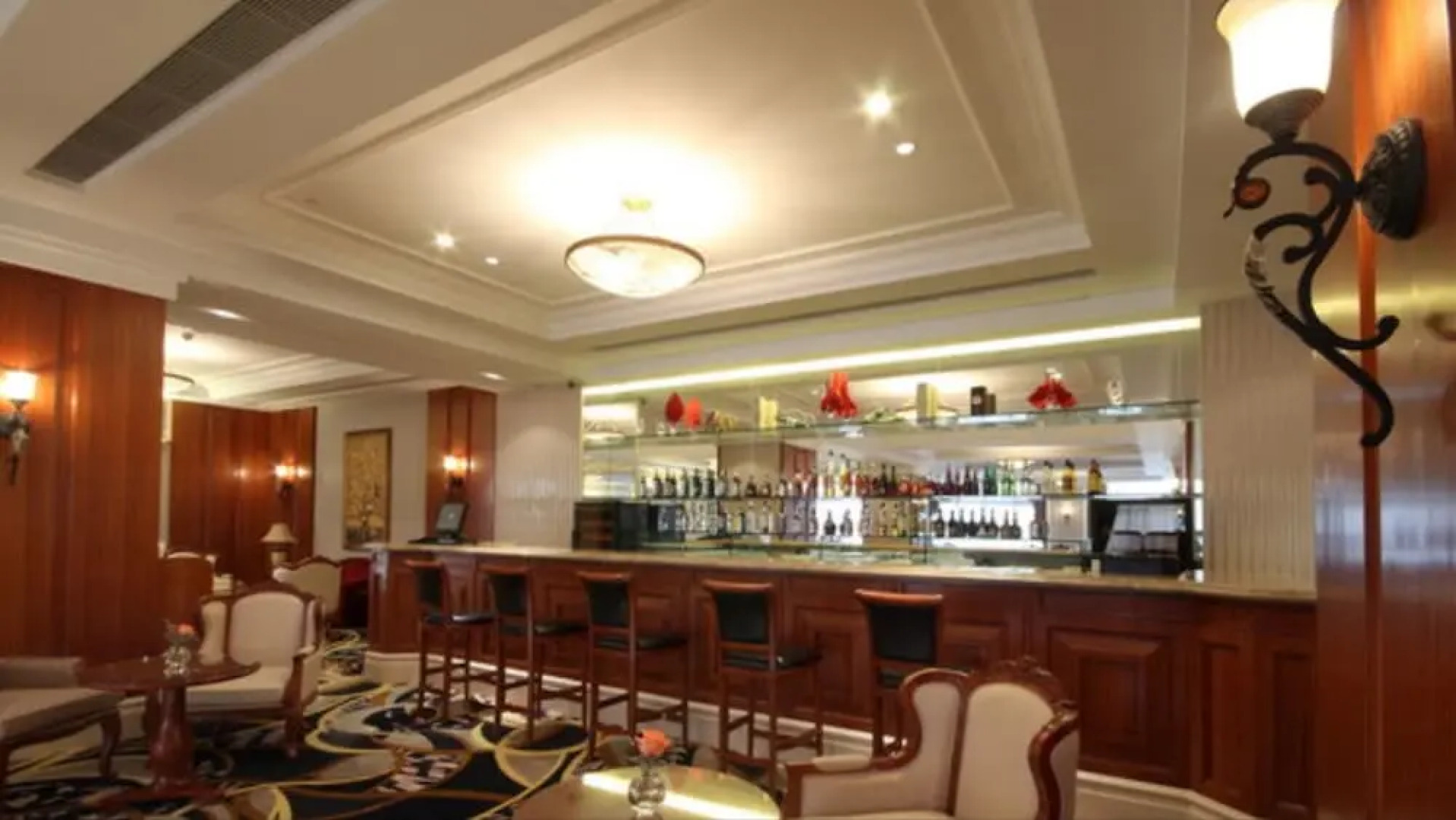 Hotel Paris Pan-Island