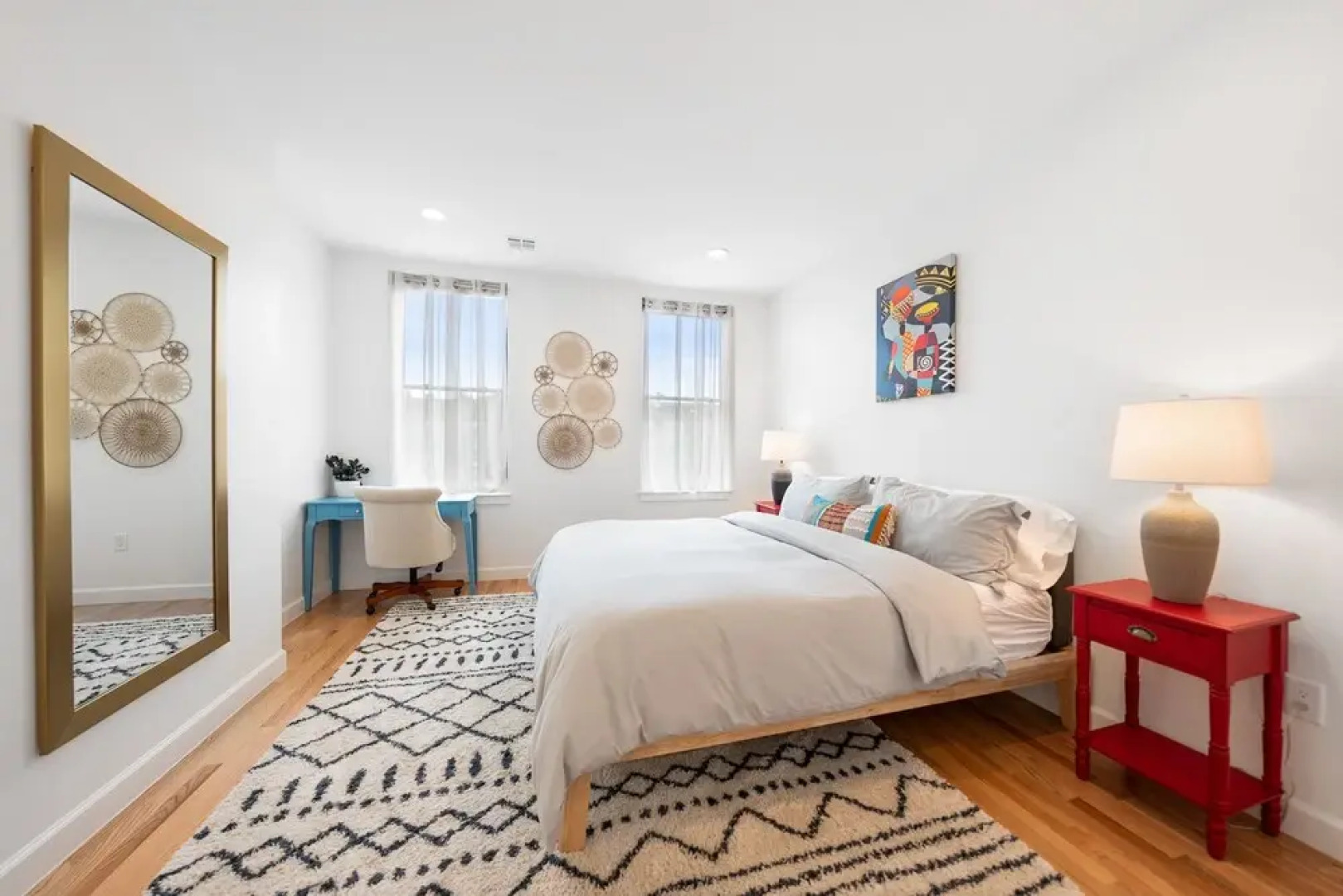 Simon Stays I Urban Oasis