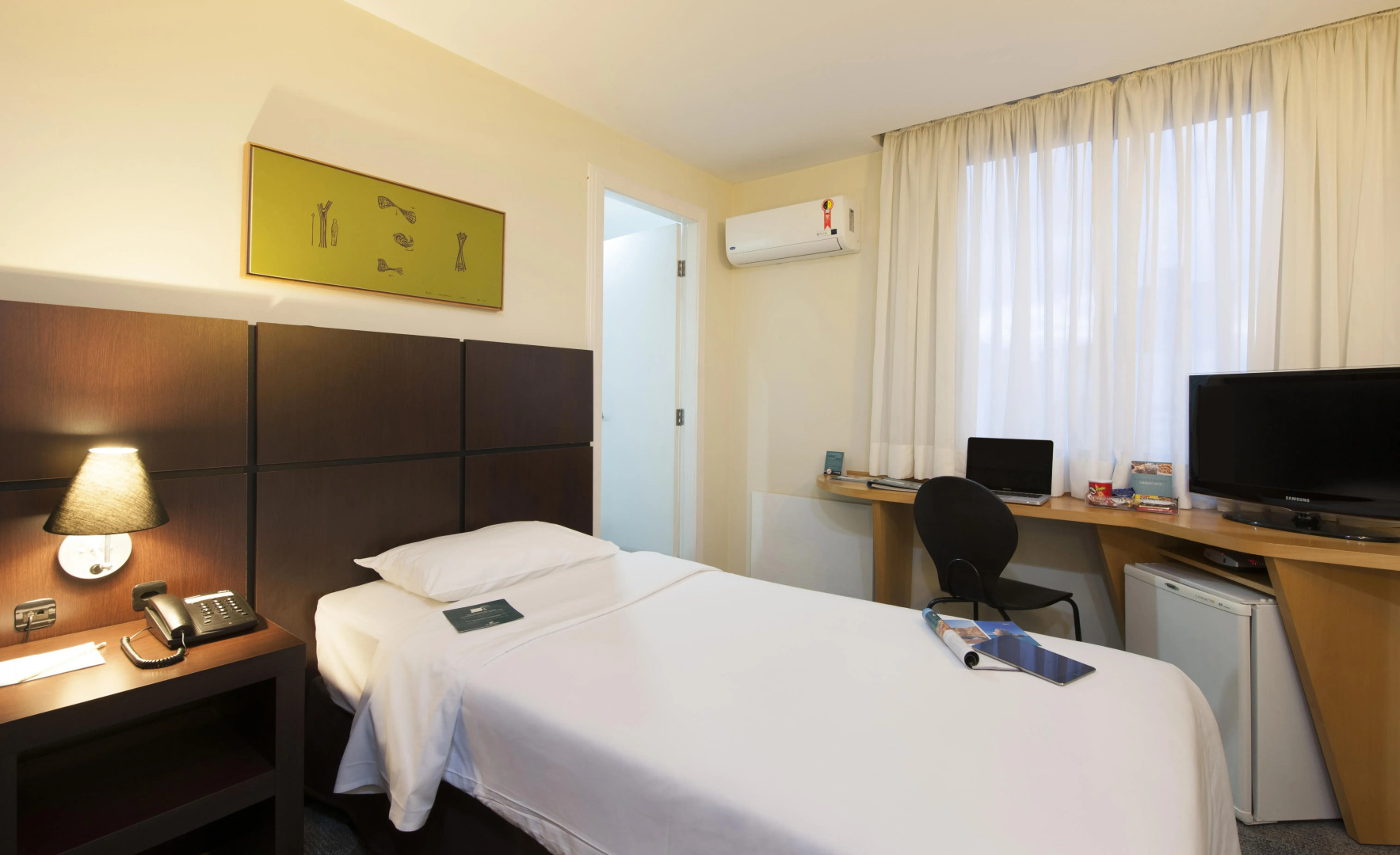 SLAVIERO Curitiba Shopping