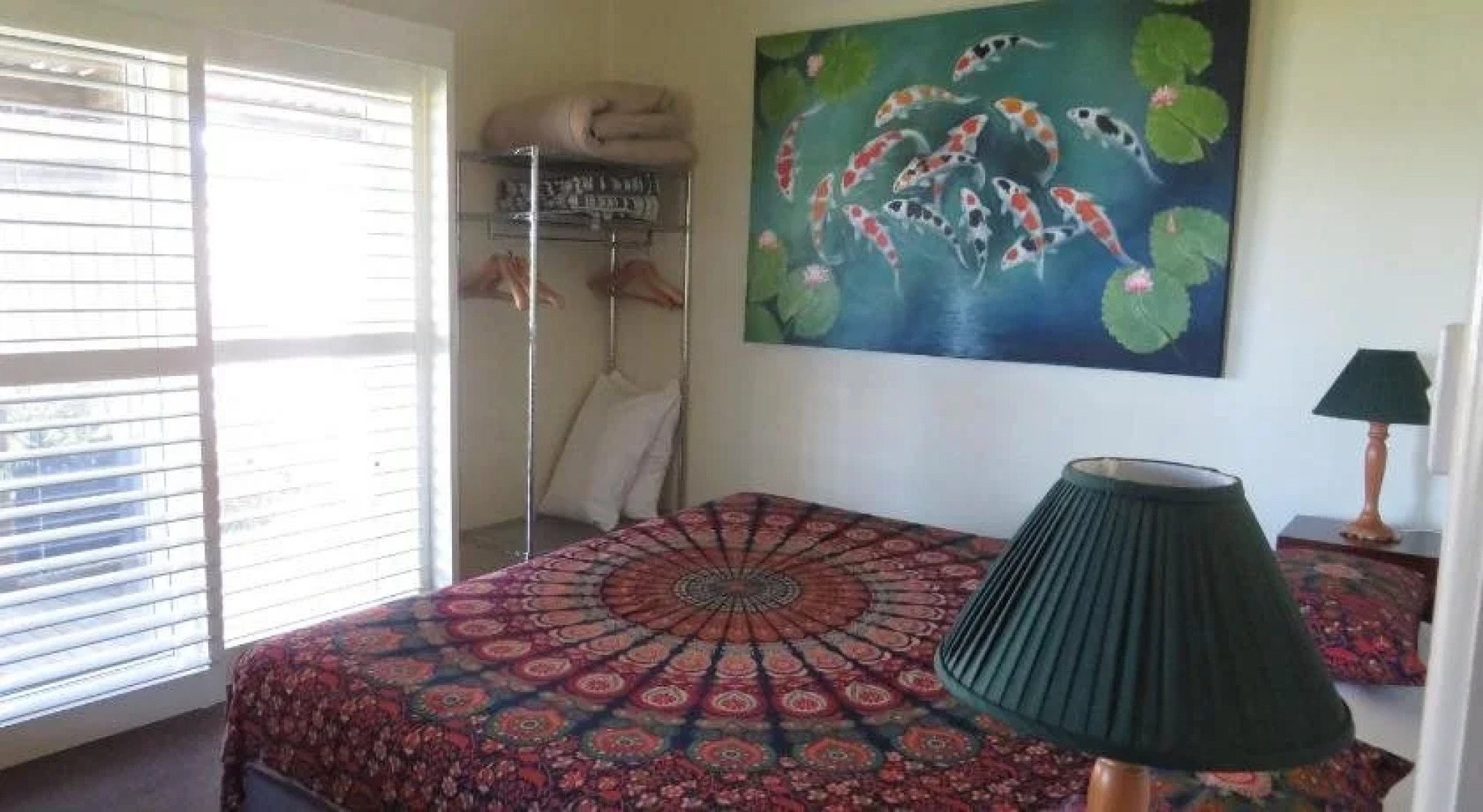 Lakes Waterfront Motel and Cottages