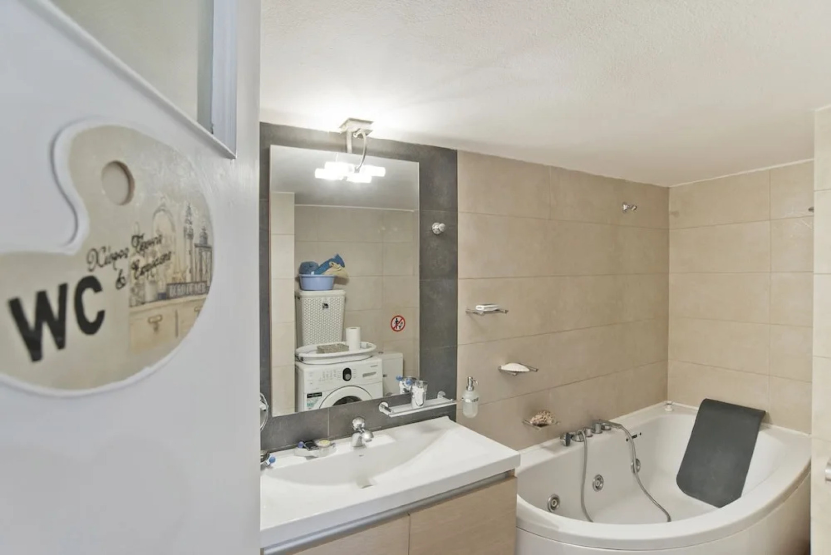 N N Moschato Seaviews