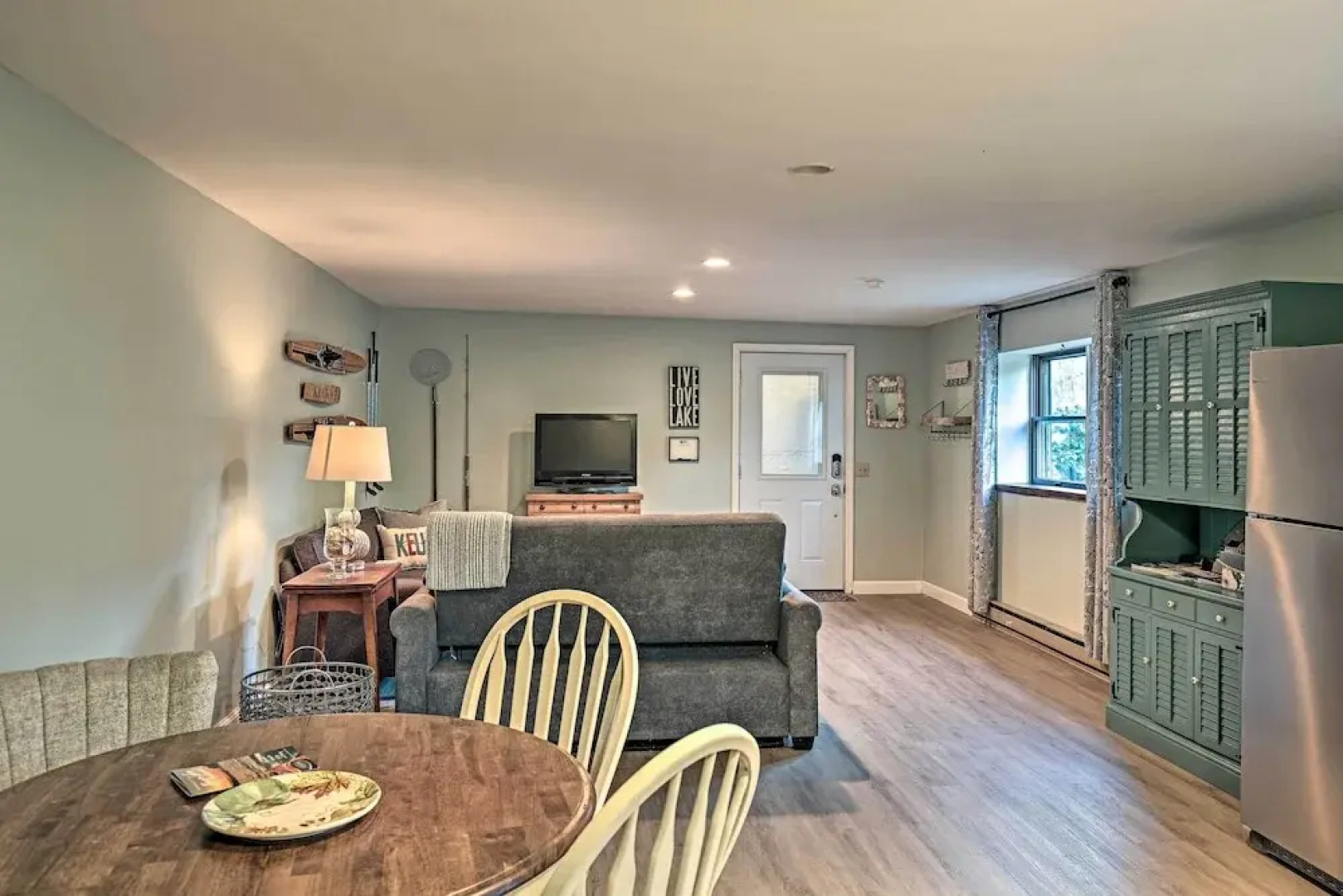 Newly Renovated Penn Yan Apartment < 1 Mi to Lake!