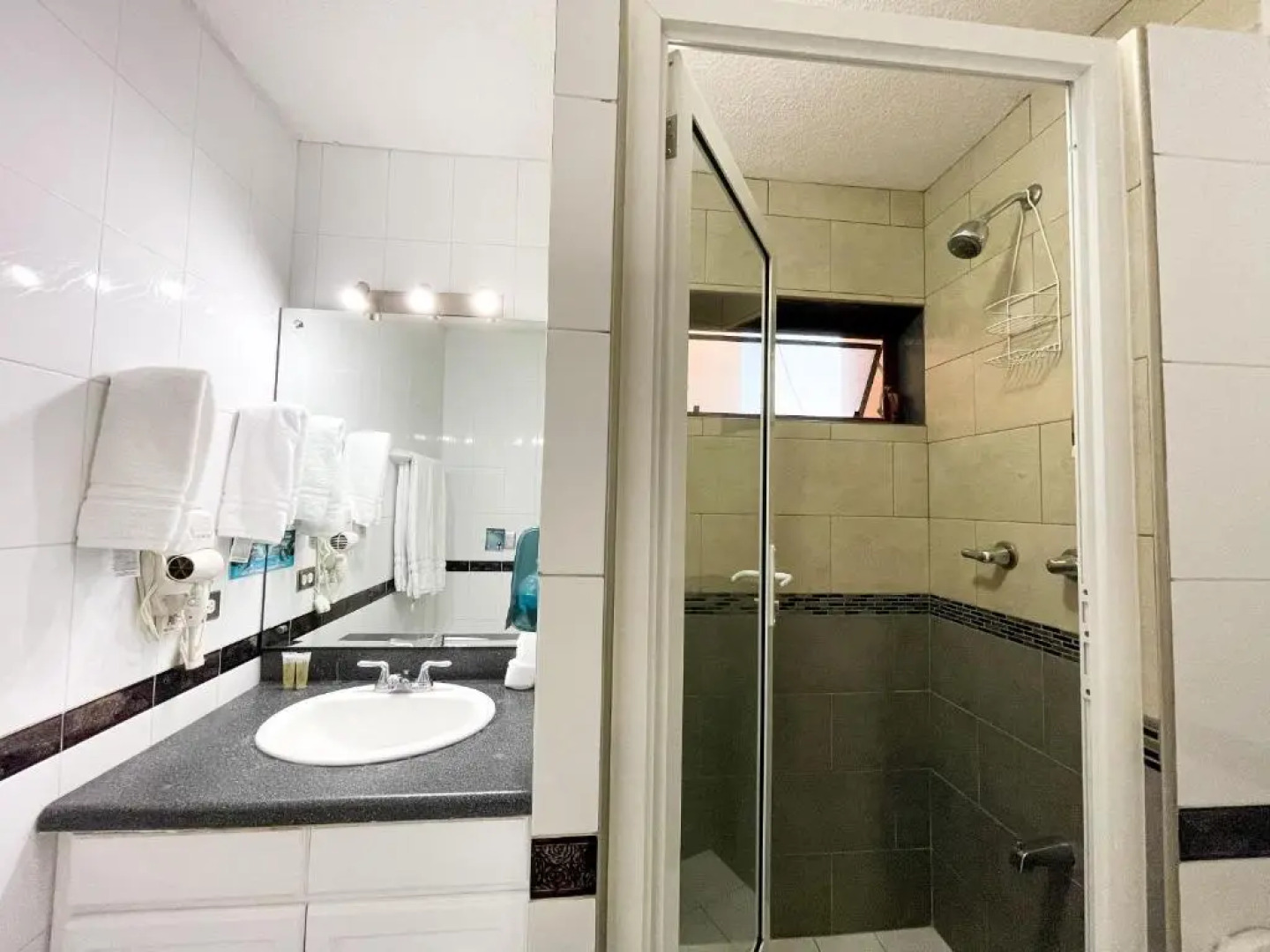 Aparthotel Guijarros