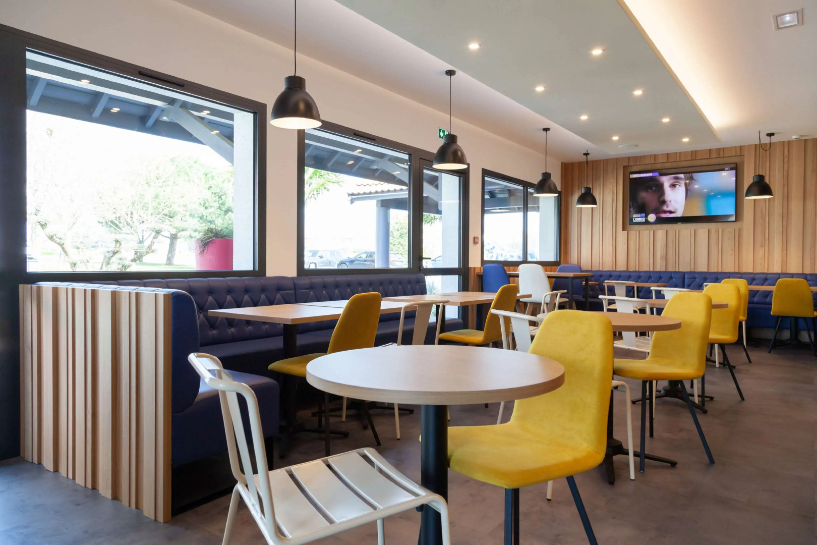 Kyriad NIORT - Espace Mendes-France