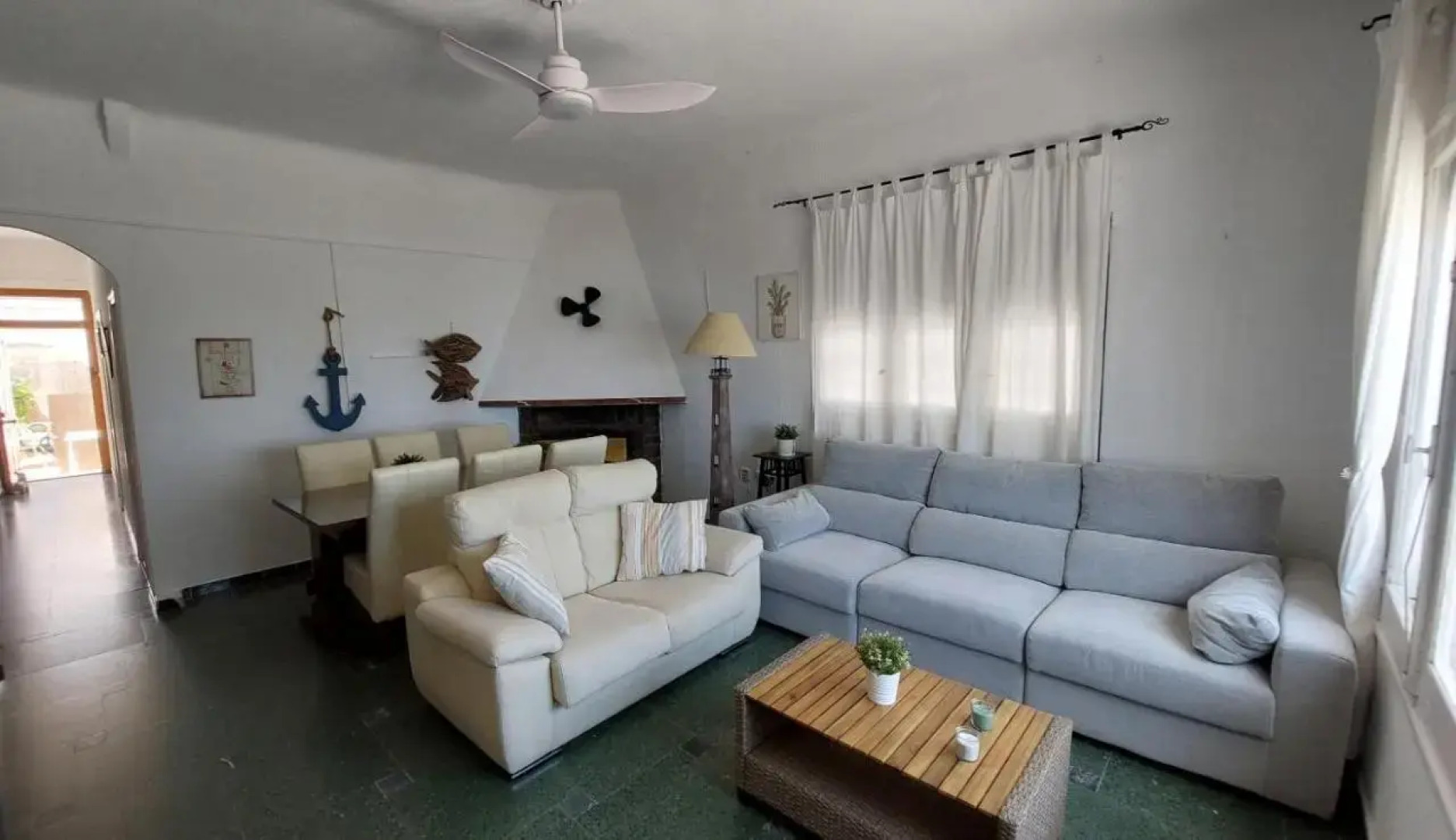 CHALET A 5 METROS DEL MAR.Wifi gratis