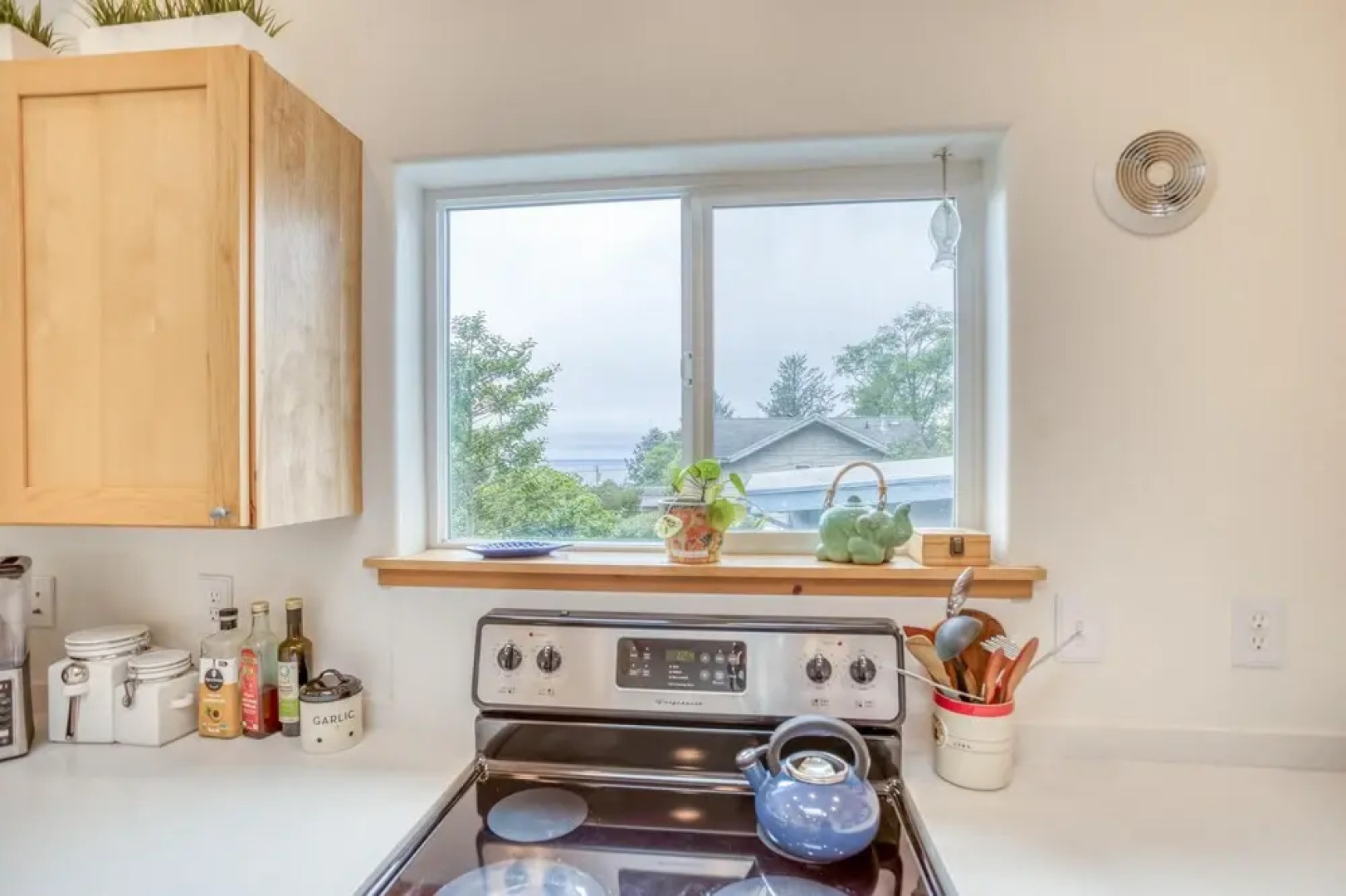 Modern Manzanita Retreat