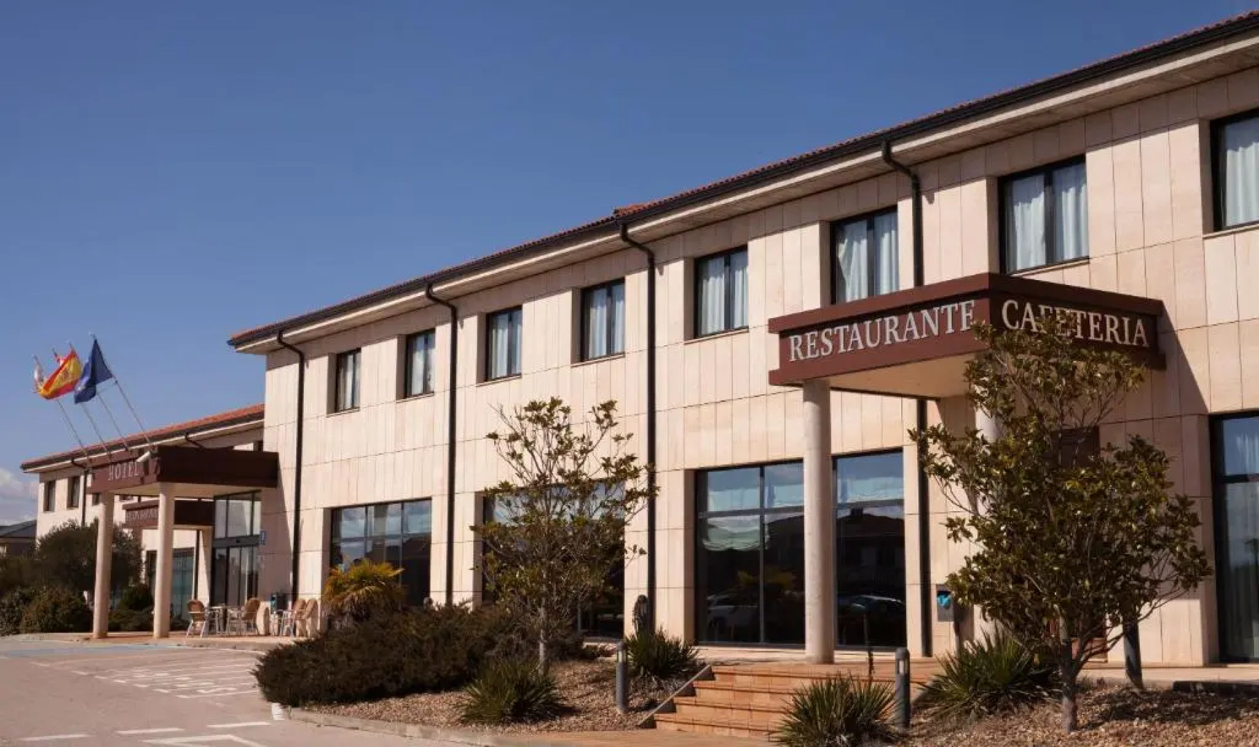 Hotel Villa De Almazan