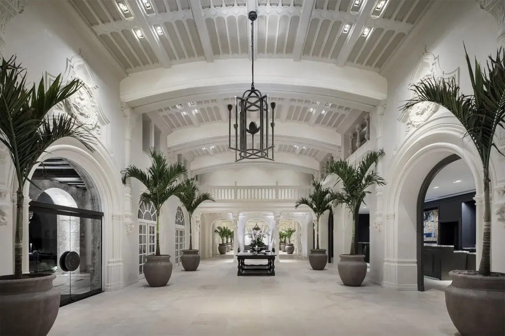 Cloister At The Boca Raton