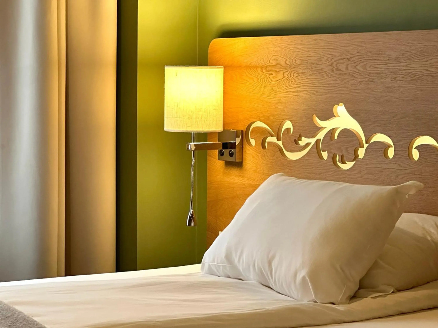 Отель The Dilly