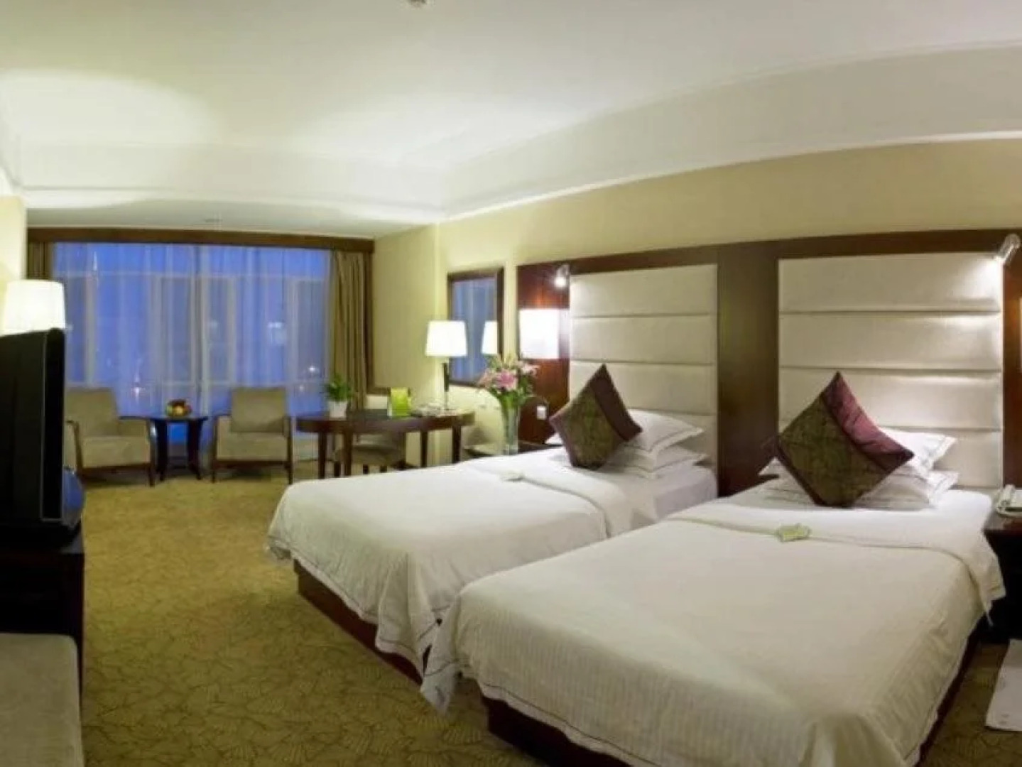 Spring City Garden Hotel (Yingbin Building)