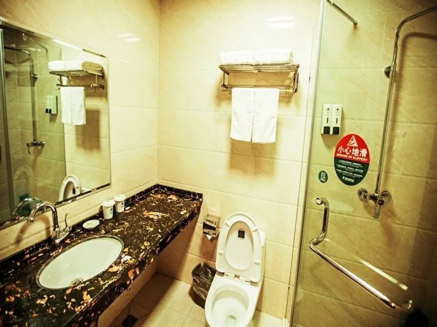 GreenTree Inn Xinjiang Uygur Autonomous Region Korla Bazhou Bus Terminal Beishan Road Express Hotel