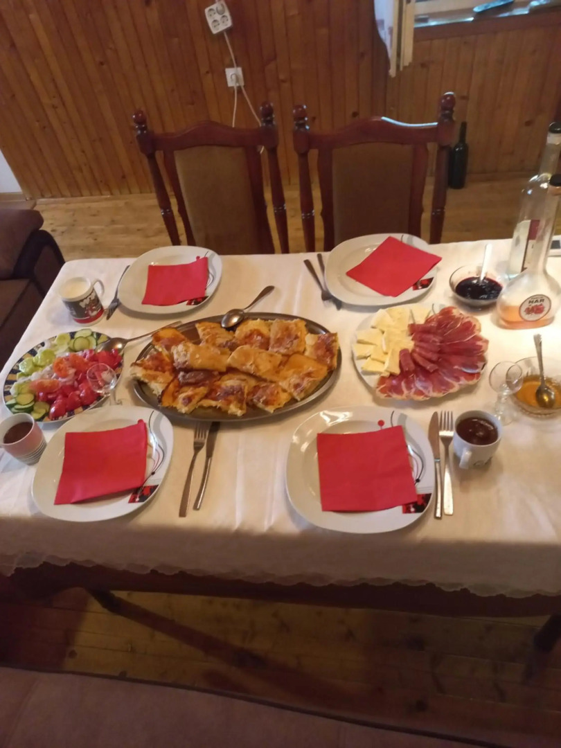 Etno House Mira i Vinarija DSM