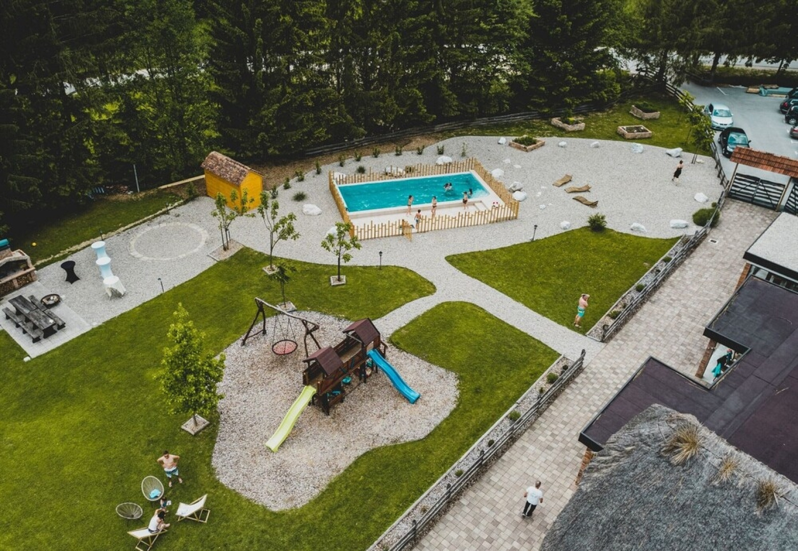 Pool Suite Flaxseed Private Sauna