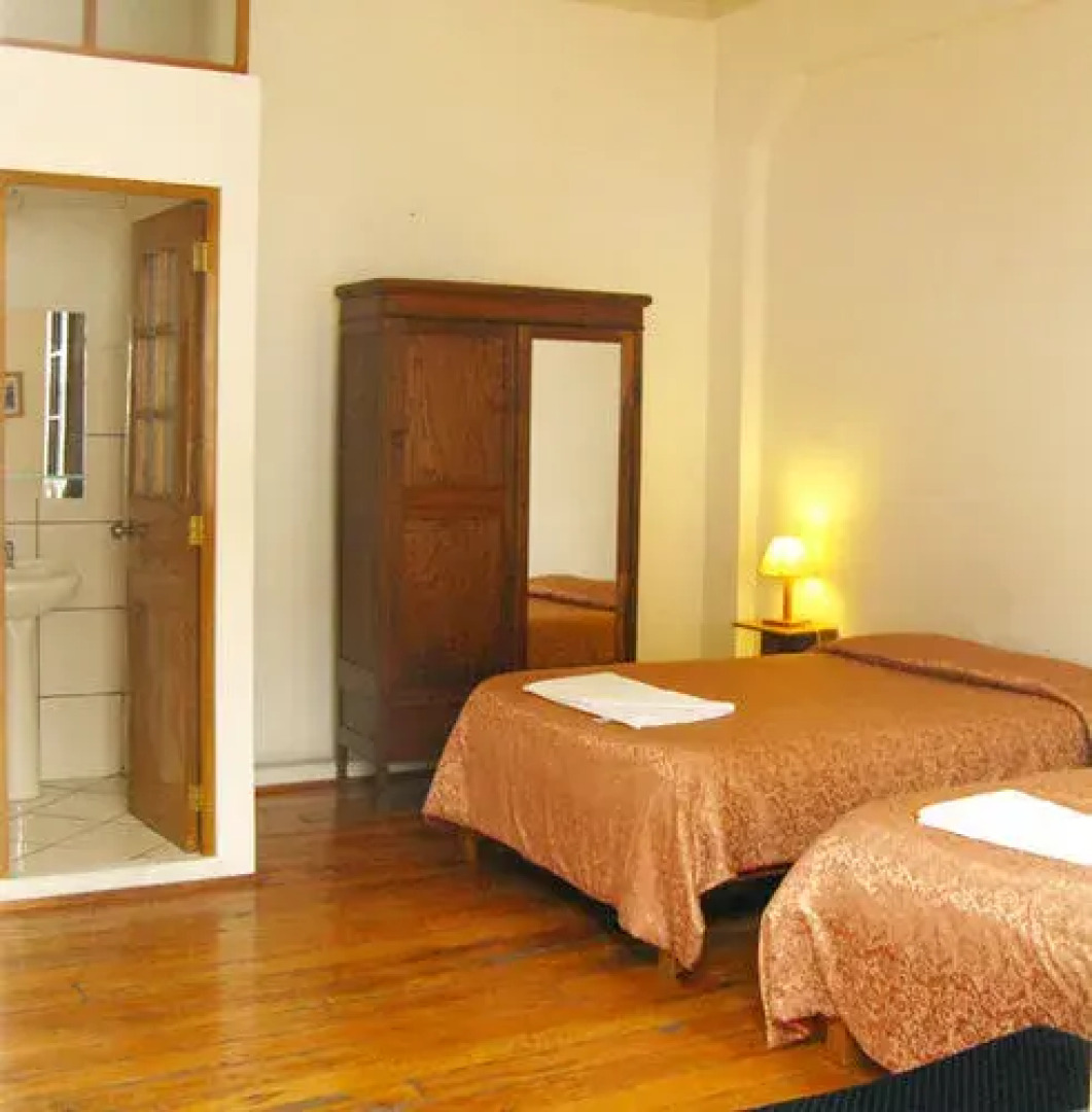 La Compañia - General Morán