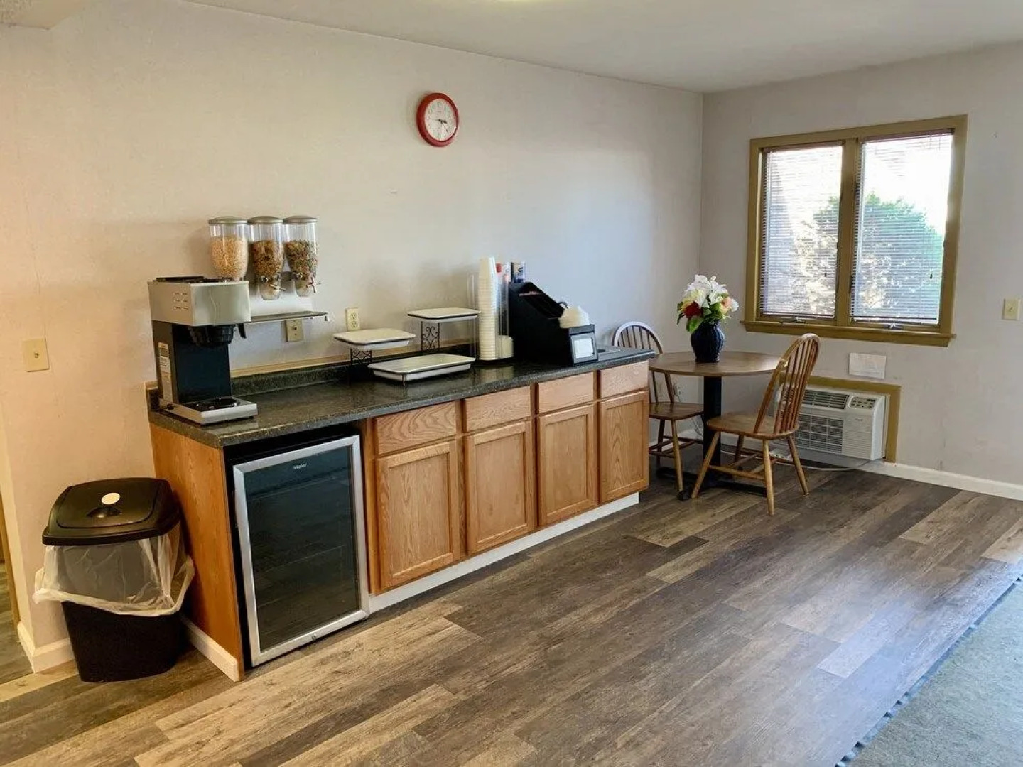 Executive Inn Cass City