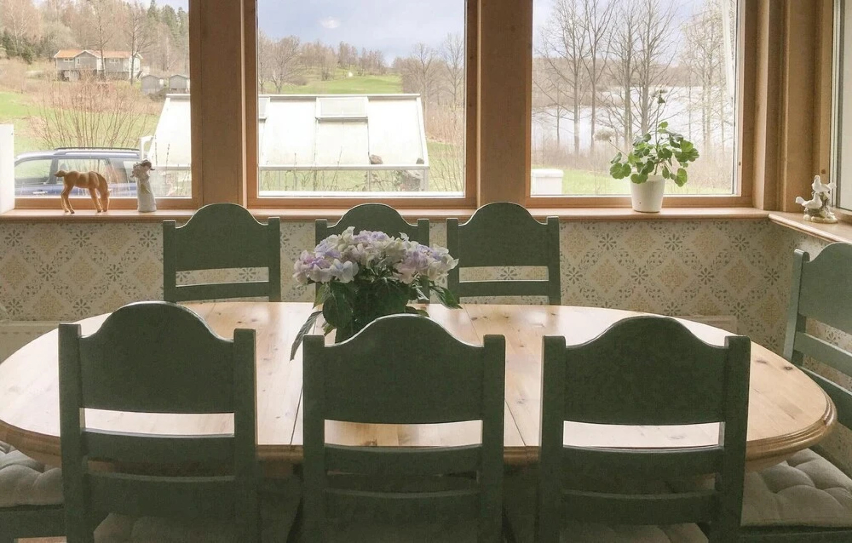 Nice Home in Lekeryd With 5 Bedrooms and Wifi